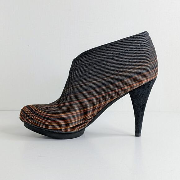 United Nude Hi Fold Heels 37 Black Brown Architectural Avant-Garde EUC - Picture 8 of 15